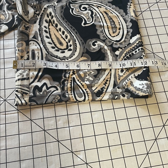 Isaac Mizrahi live paisley print pull on pants, black, white and cream, size L - Picture 9 of 9